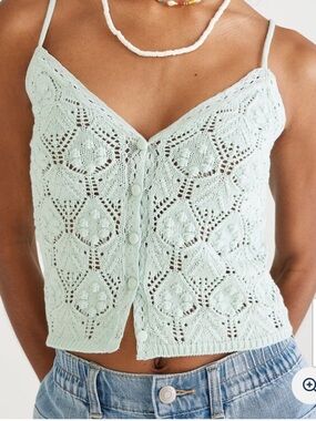 SALE! NWT Aeropostale Crochet Cami Bauble Pom Pom Cropped V-Neck Tank Top Medium